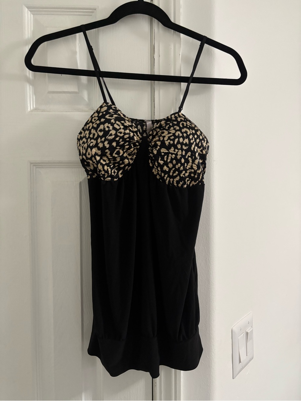 Black and Gold Leopard Bust Tank Top - Women